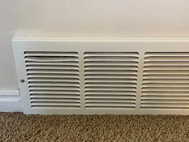 The same floor vent after a deep cleaning